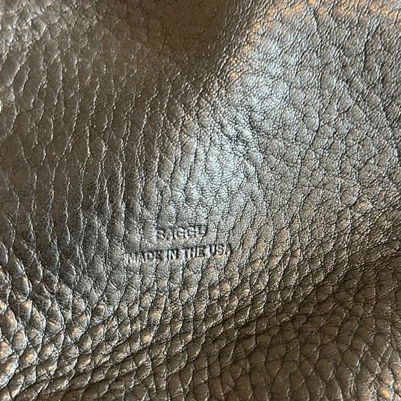 BAGGU Black Leather Bucket Bag - Crossbody - Picture 5 of 9